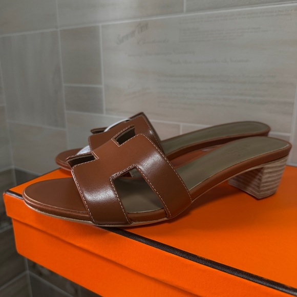 Hermes Brown Leather Sandals with Cross Straps - Picture 1 of 5